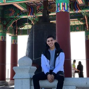 Meet your Posher, Anthony